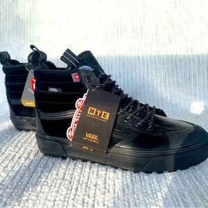 Vans SK8 Hi MTE-2 Primaloft Hydroguard